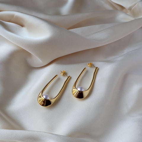 U Shaped Pearl 18K Gold Plated Hoops