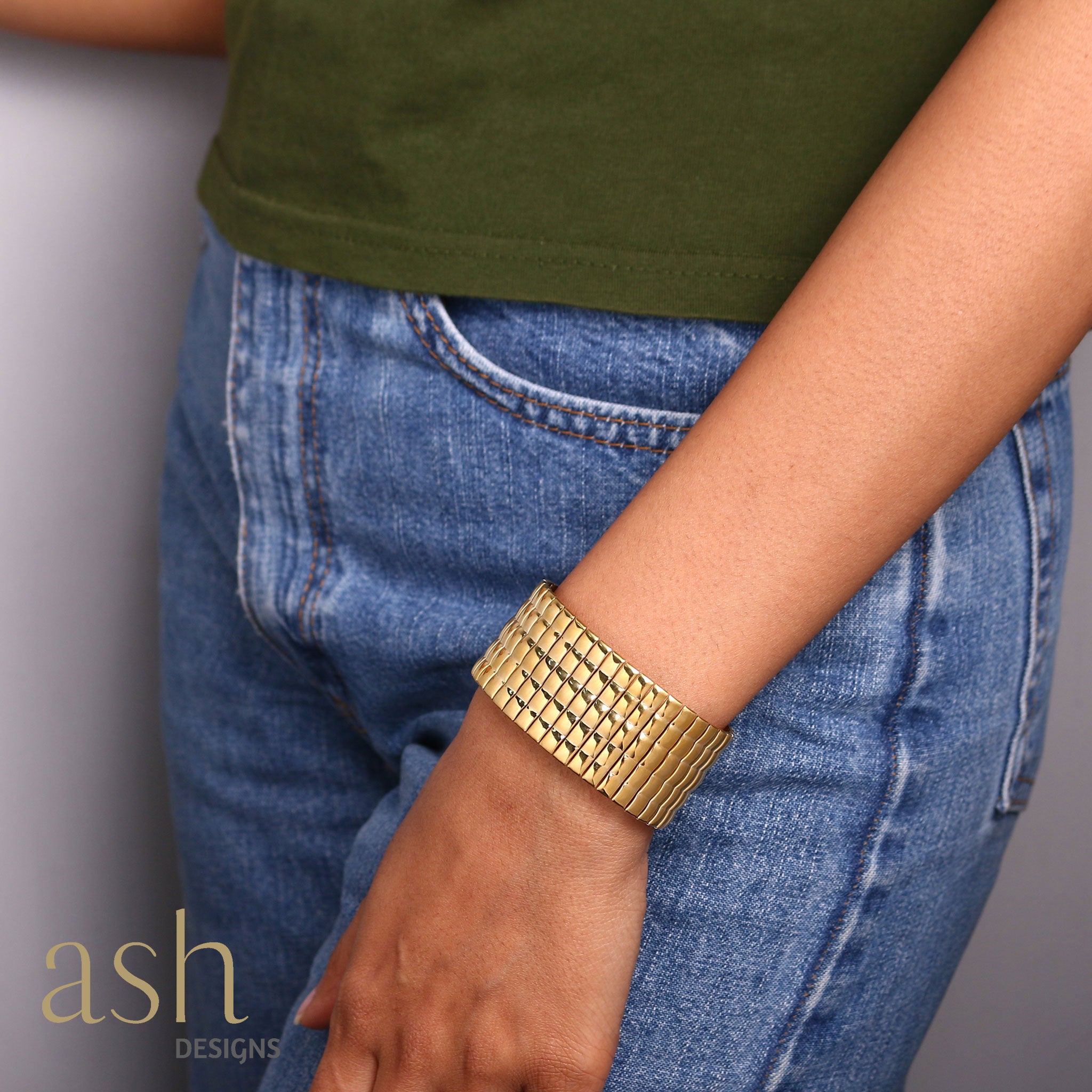 Seren Statement Expandable Bangle