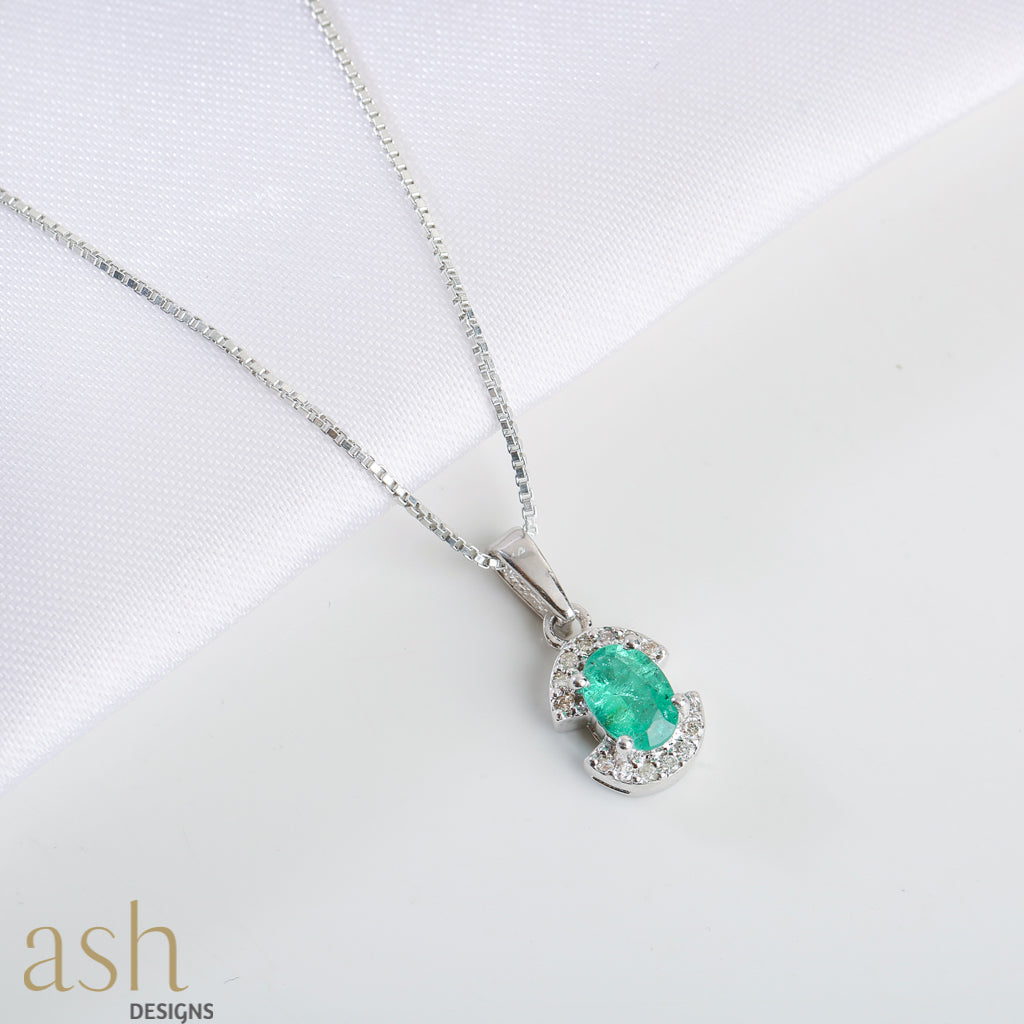 Zora Emerald & Diamond Pendant
